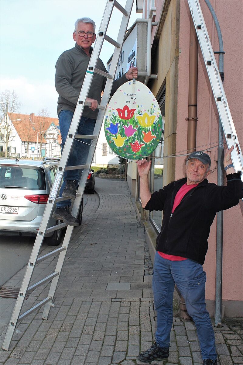 2021 Eier aufhängen