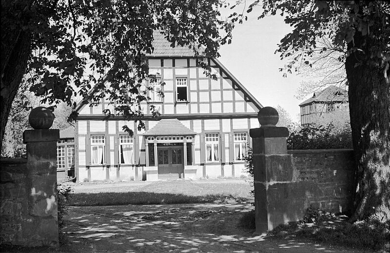 II0812 Schl Meyerhof 1950 I182b